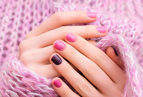 Manicure Permanente 2 Tonos + Exfoliación + Masaje de Manos