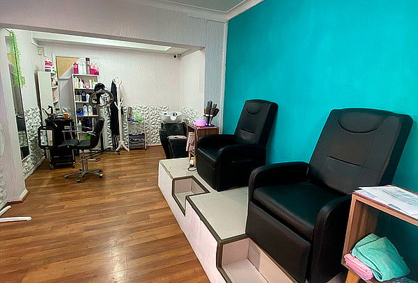 Manicure Permanente 2 Tonos + Exfoliación + Masaje de Manos