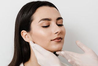 Moldea tu Rostro o Cuello con Lipolíticos en Novalife