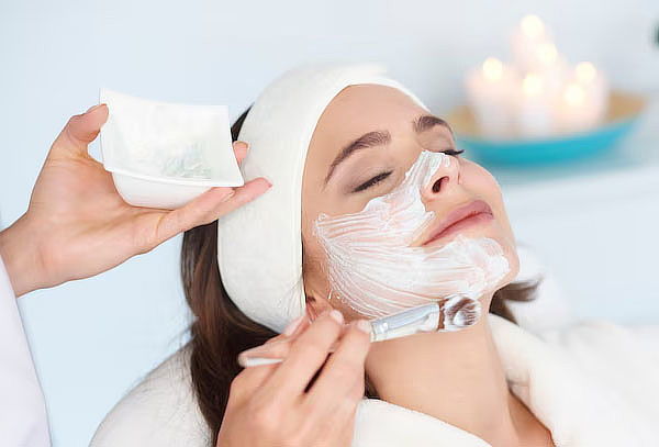 1 Ses. de Dep. Triláser en Rostro Completo + Limpieza Facial