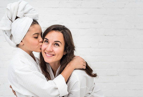 Limpieza Facial Profunda + Masaje Corporal Piedras Calientes