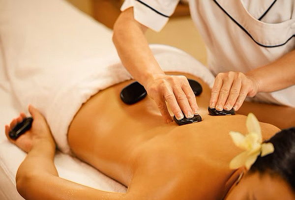 Limpieza Facial Profunda + Masaje Corporal Piedras Calientes