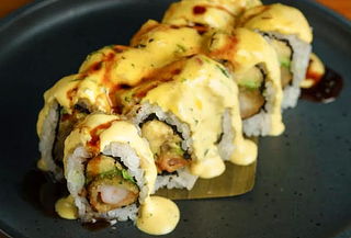 Almuerzo o Cena para 1 o 2 Personas en Do Sushi, Providencia