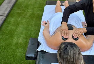 Masaje de relajación + piedras calientes en Alto Termal Masaje de relajación + piedras calientes en Alto Termal
