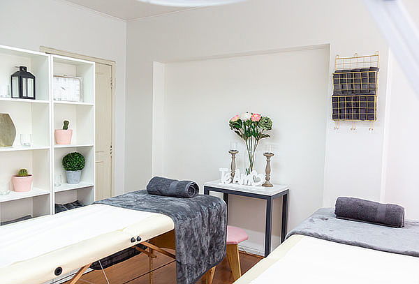 Día de Spa Madre e Hija con Masaje + Limpieza Facial y Más!