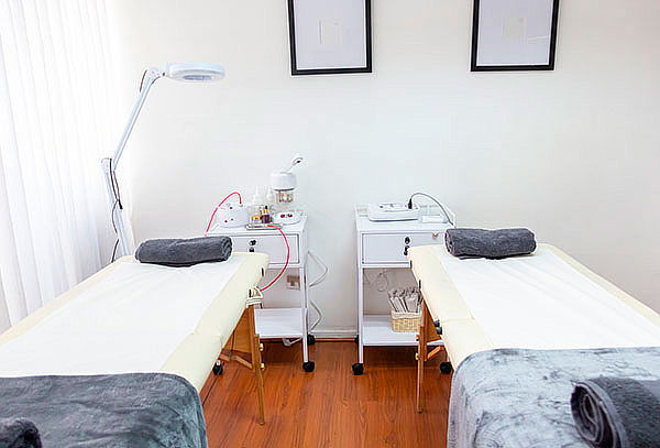 Spa para Mamá con Masaje Cuerpo Completo y Limpieza Facial