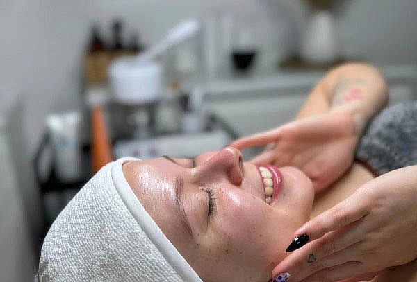 Spa para Papá y Mamá con Masaje, Limpieza Facial