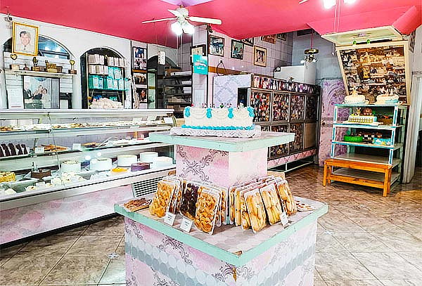 Pastelería Lorena: ¡Torta para 10 personas!