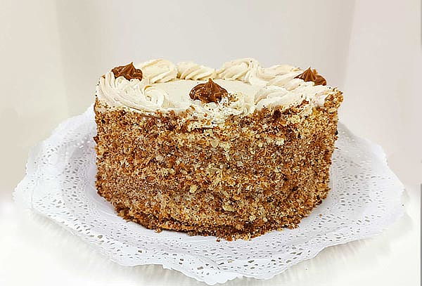 Pastelería Lorena: ¡Torta para 10 personas!