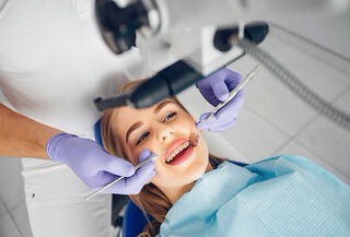 Limpieza Dental: Destartraje + Pulido  + Evaluación.