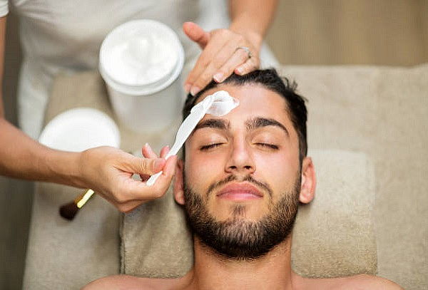 Limpieza Facial Profunda + Extracciones + Aparatología