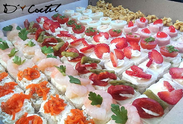 50 Mini Burger, Cheese Burger, Canapés Premium o Tapaditos