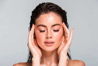 Limpieza facial profunda premium