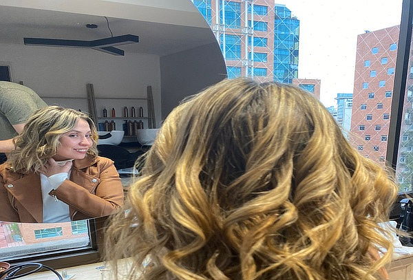 Masaje Kerastase + Mechas con Gorro + Peinado Liso/Ondas