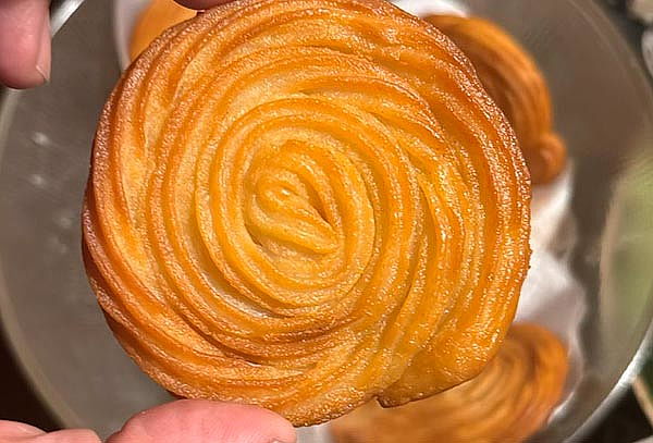 Churros + Chocolate Caliente para Eventos de 20 Personas