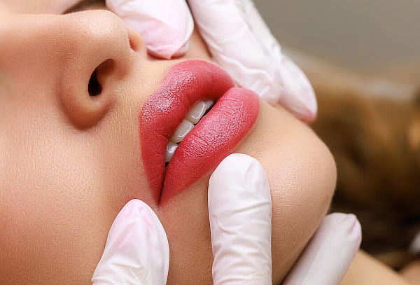 Micropigmentación de labios 