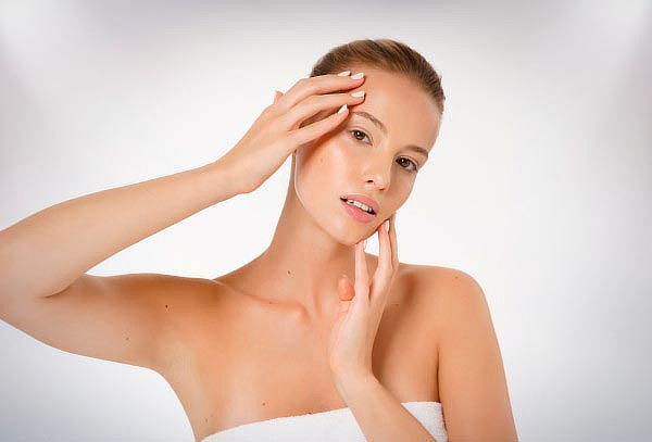 Limpieza facial + peeling químico en Santiago