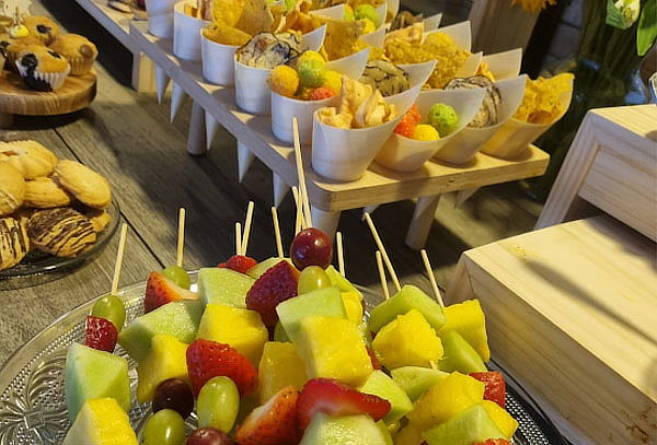 Brunch o Cóctel completo para 20 personas, montaje incluido