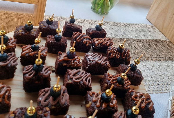 Brunch o Cóctel VIP para 20 personas, montaje incluido