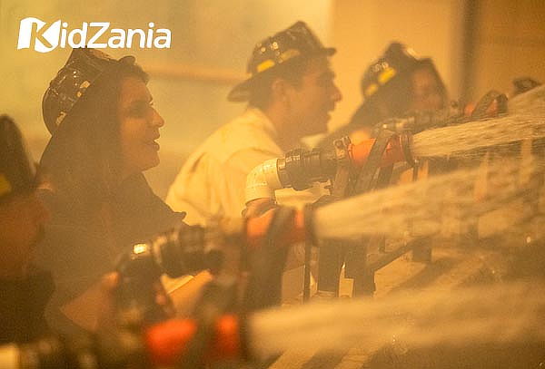 Entrada para Noche de amigos en KidZania® Sábado 16 agosto