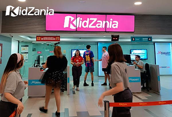 Entrada para Noche de amigos en KidZania® Sábado 16 agosto