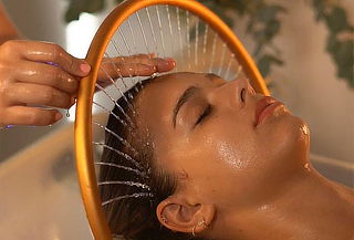 Head Spa Capilar Japonés con Camilla Arco de Agua