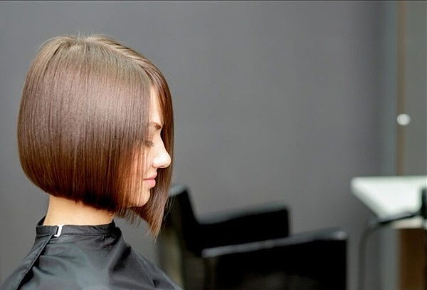 Corte Melena + Lavado + Masaje Hidratación + Peinado