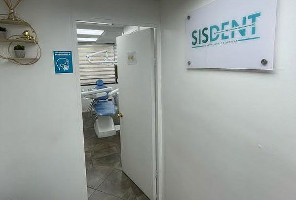 1, 2 o 3 Sesiones de Blanqueamiento Led + Limpieza Dental