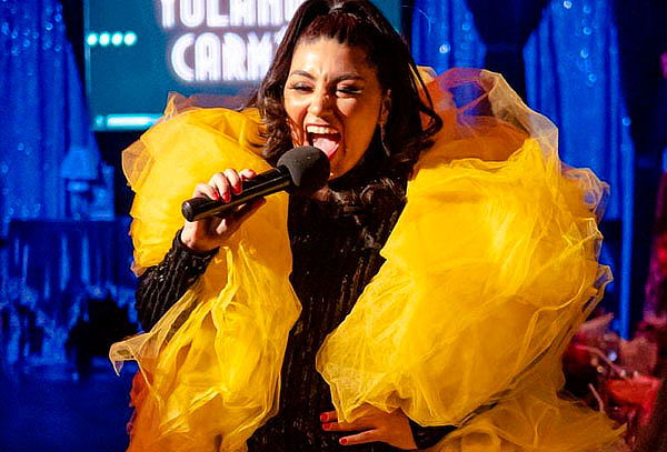 Entrada al show de Yolanda Carmín + 1 copa de mimosa