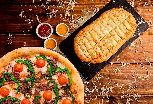 1 pizza de la carta + 12 Palitos de ajo o Queso 3 Sucursales