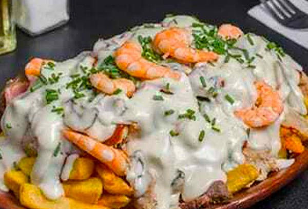 2 Hamburguesas o 1 Chorrillana + Schop para 2 personas