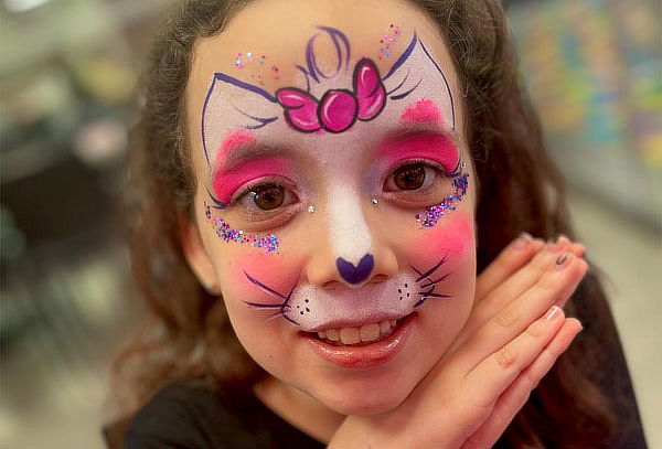 1 Hora de Caritas pintadas 