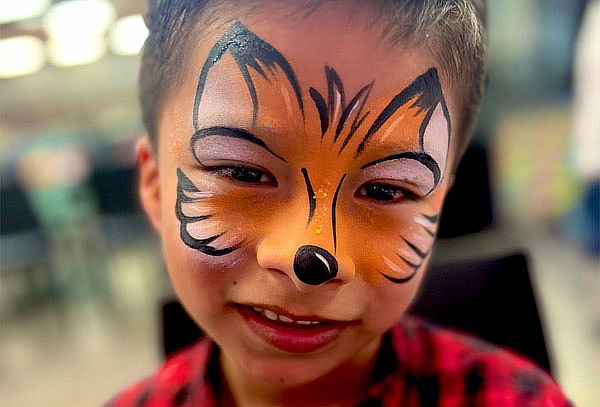 1 Hora de Caritas pintadas 