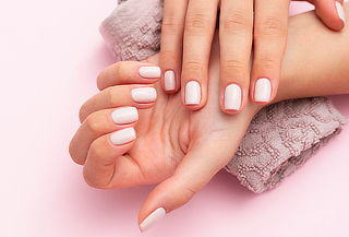 Manicure Permanente + Limpieza Rusa + Nivelación Rubber