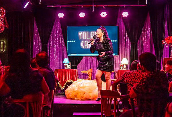 Entrada doble al show de Yolanda Carmín 