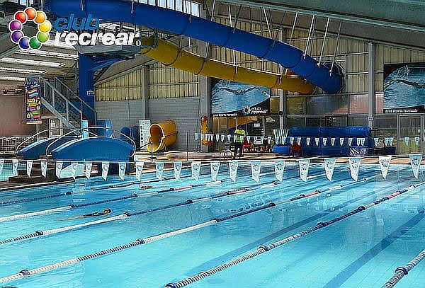 Entrada a Piscina interior, Club Recrear Macul