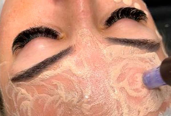 Bb glow más limpieza facial por en Sunrise