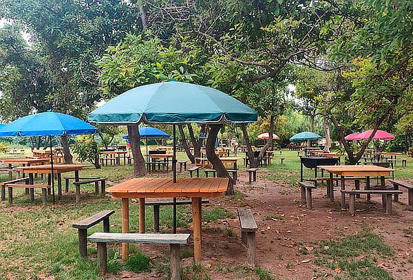 Camping Vista al Cerro:  Entrada piscina dia elección