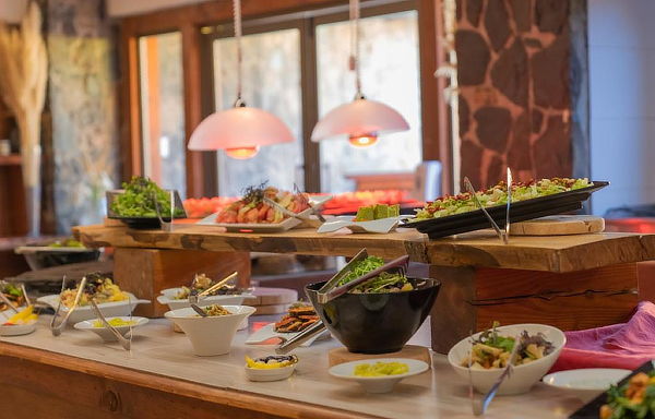 Full Day: Almuerzo y Ceno Buffet + Piscinas+Actividades 