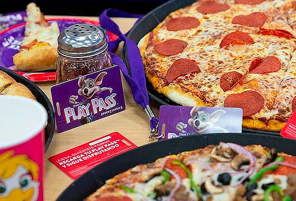 Combo Pizza Grande + 3 Bebidas + Tarjeta con  60 Puntos 