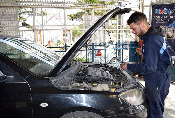 Cambio de Aceite + Rotación + Revisión en Autops Neumáticos 