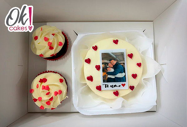 Minitorta Para 2 Personas Junto a Cupcakes en OkCakes