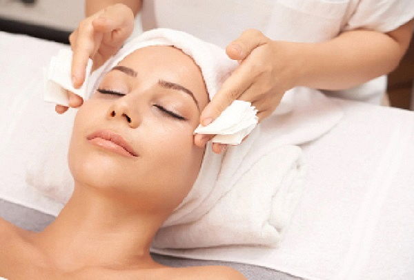 8 Sesiones Radiofrecuencia Facial + Drenaje Rostro y Papada
