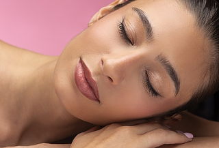 Lifting de Pestañas + Vitamina + Perfilado de Cejas + Tinte