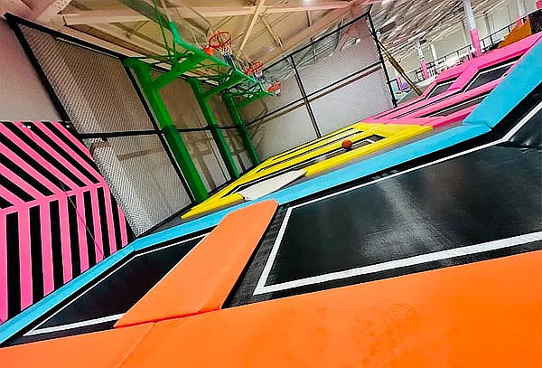 Entrada general  60 o 120 minutos de lunes a domingo Parkour