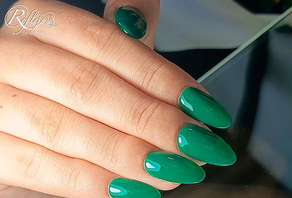 Lifting de pestañas + Esmalte permanente combinado  1 tono 