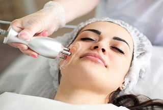 Rejuvenecimiento Facial con Microdermo + Radiofrecuencia