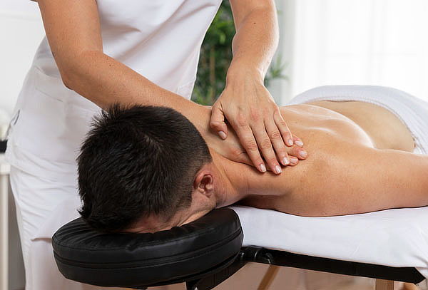 Masaje de relajacion Espalda + Craneal + Reiki