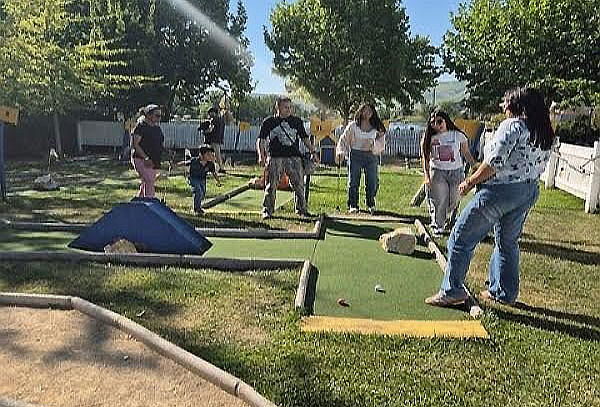 Mini Golf Happy Birdie 