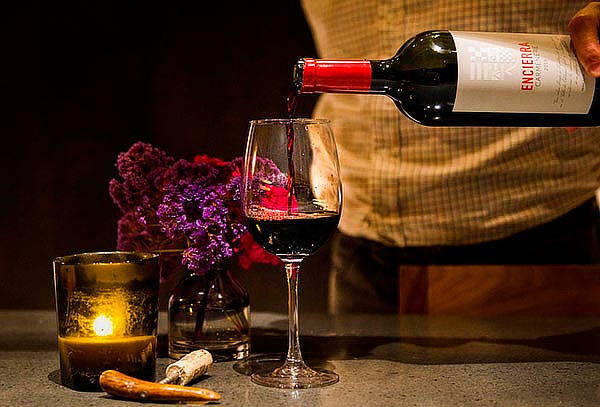 Momento Degustación en Viña Encierra ¡Escápate a Colchagua!